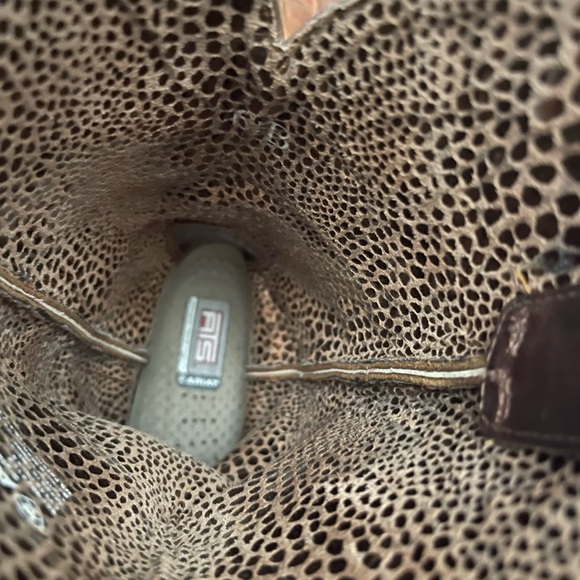 Ariat western boots size 6.5 - Picture 2 of 10